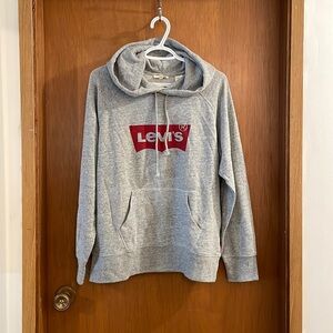 BNWT Levi’s grey hoodie with kangaroo pocket SM